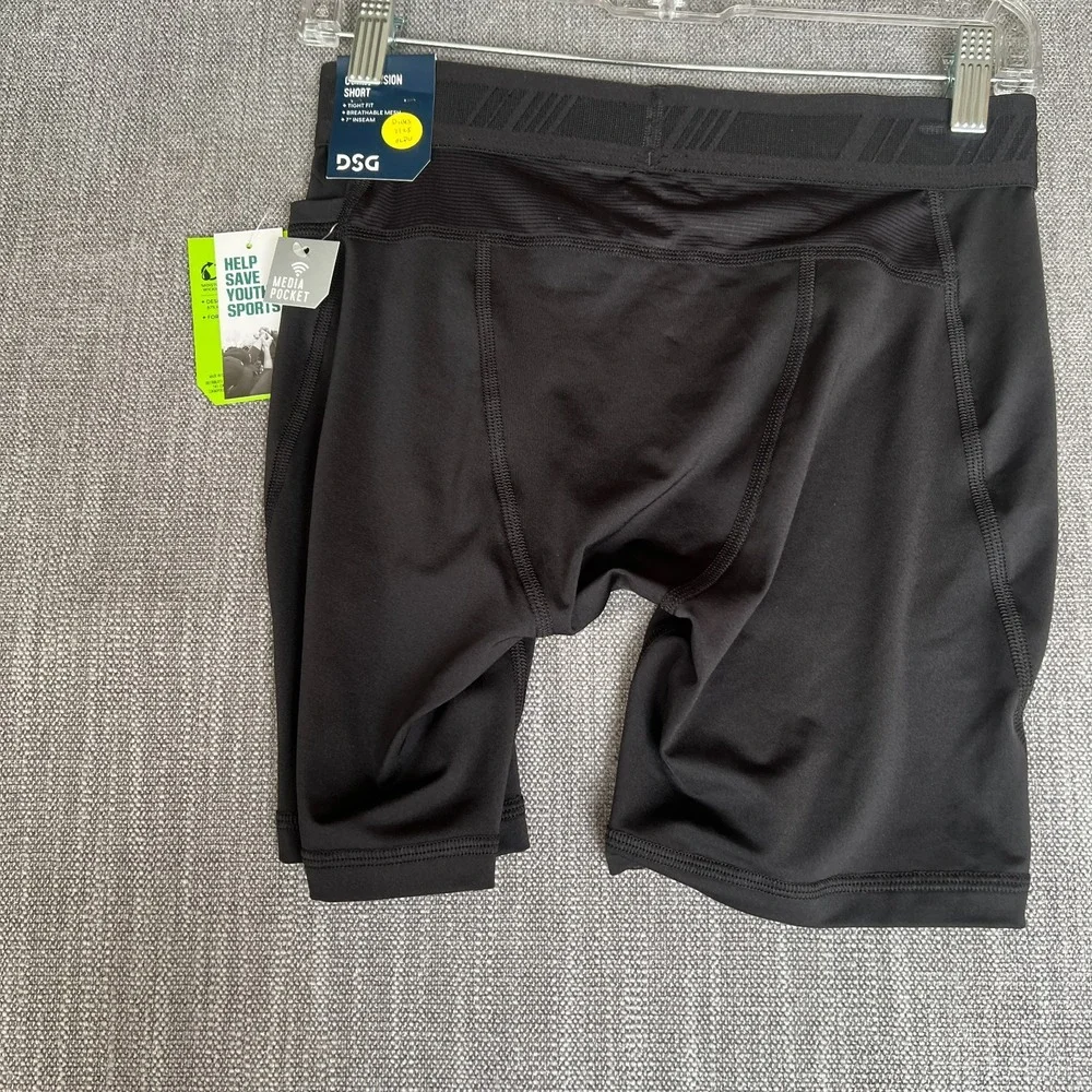 DSG Compression Shorts Mens M Black Athletic Gym Workout Tight Fit Base Layer